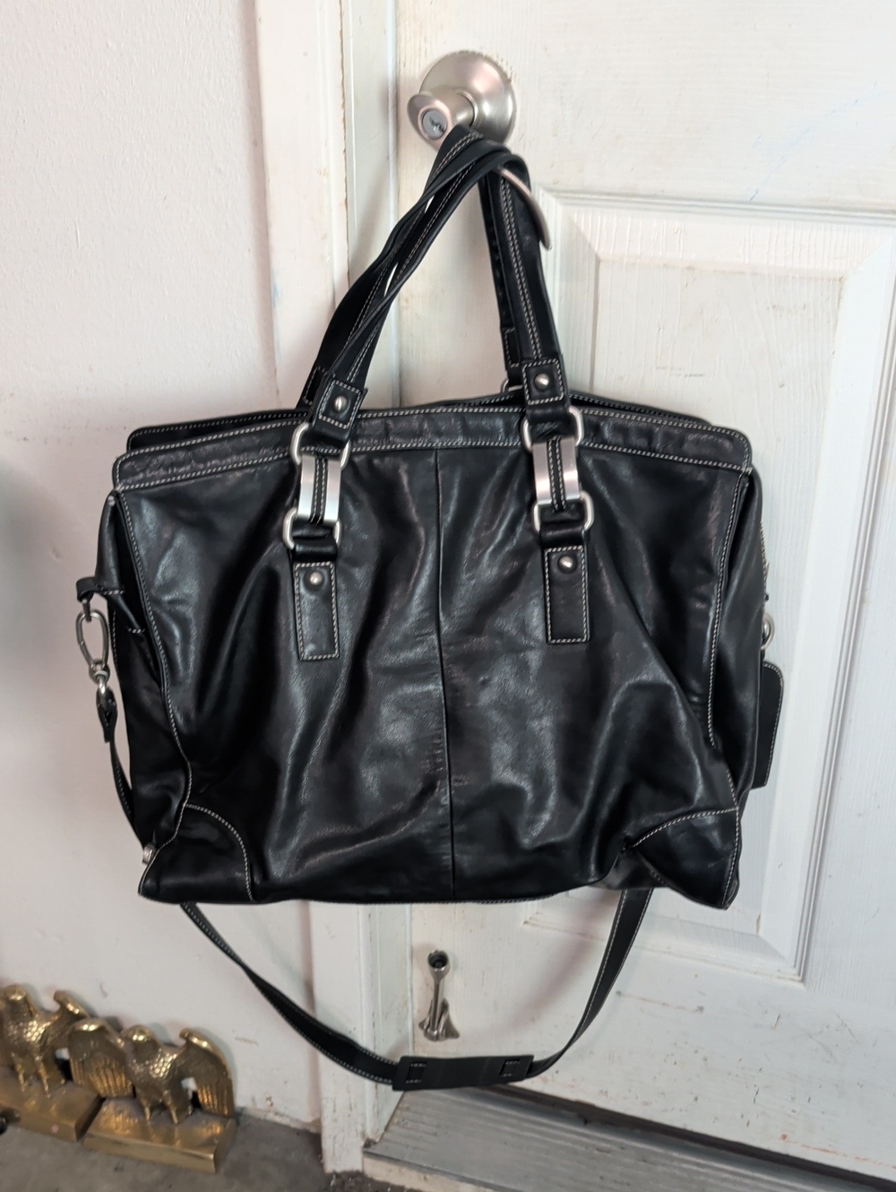 Perlina NY Soft Black Leather Crossbody Travel Organizer Bag Lined